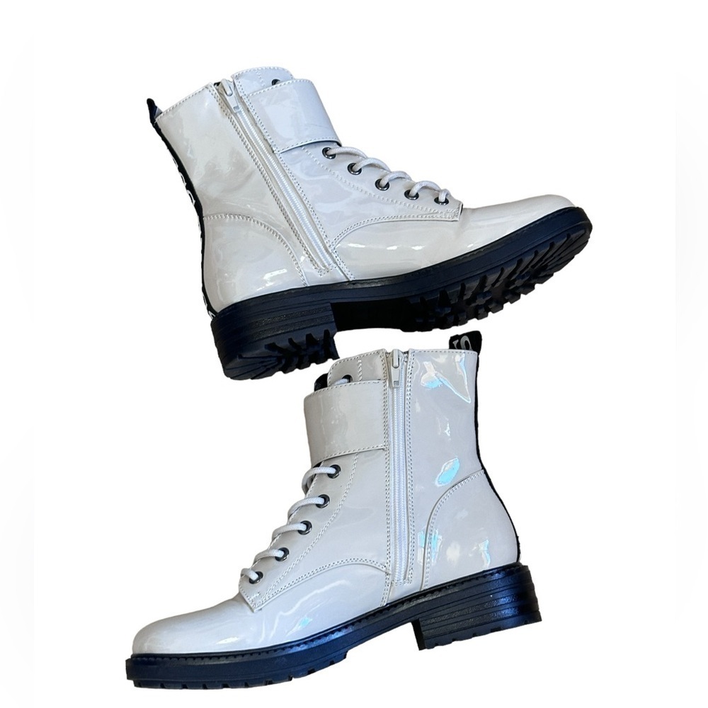Guess Gabie Boots in Cream - Picture 3 of 11